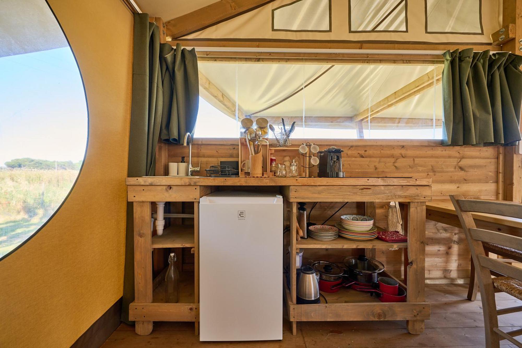Suite Glamping Vicino Al Mare ピオンビーノ エクステリア 写真