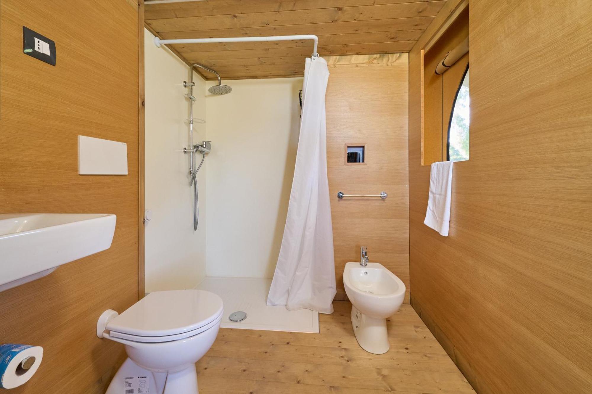 Suite Glamping Vicino Al Mare ピオンビーノ エクステリア 写真