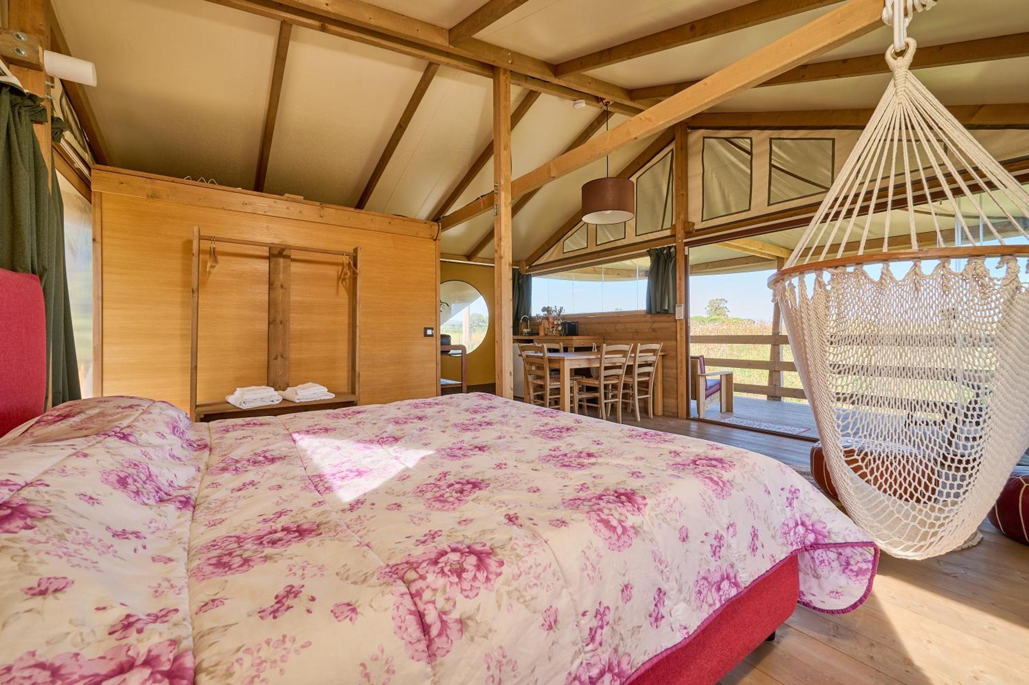 Suite Glamping Vicino Al Mare ピオンビーノ エクステリア 写真